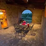 Tenuta Di Monaciano Hotel 4*