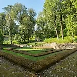 Tenuta Di Monaciano 4*