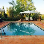 Hotel Tenuta Di Monaciano 4*