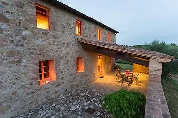 Tenuta Di Monaciano 4*