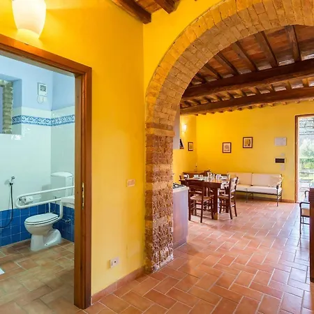 Hotel Tenuta Di Monaciano 4*