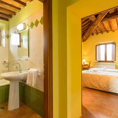 Tenuta Di Monaciano 4*